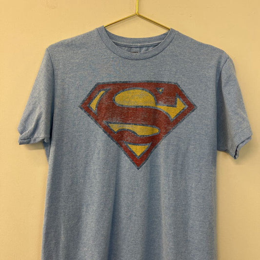 Superman Blue Short Sleeve Graphic Tee Medium