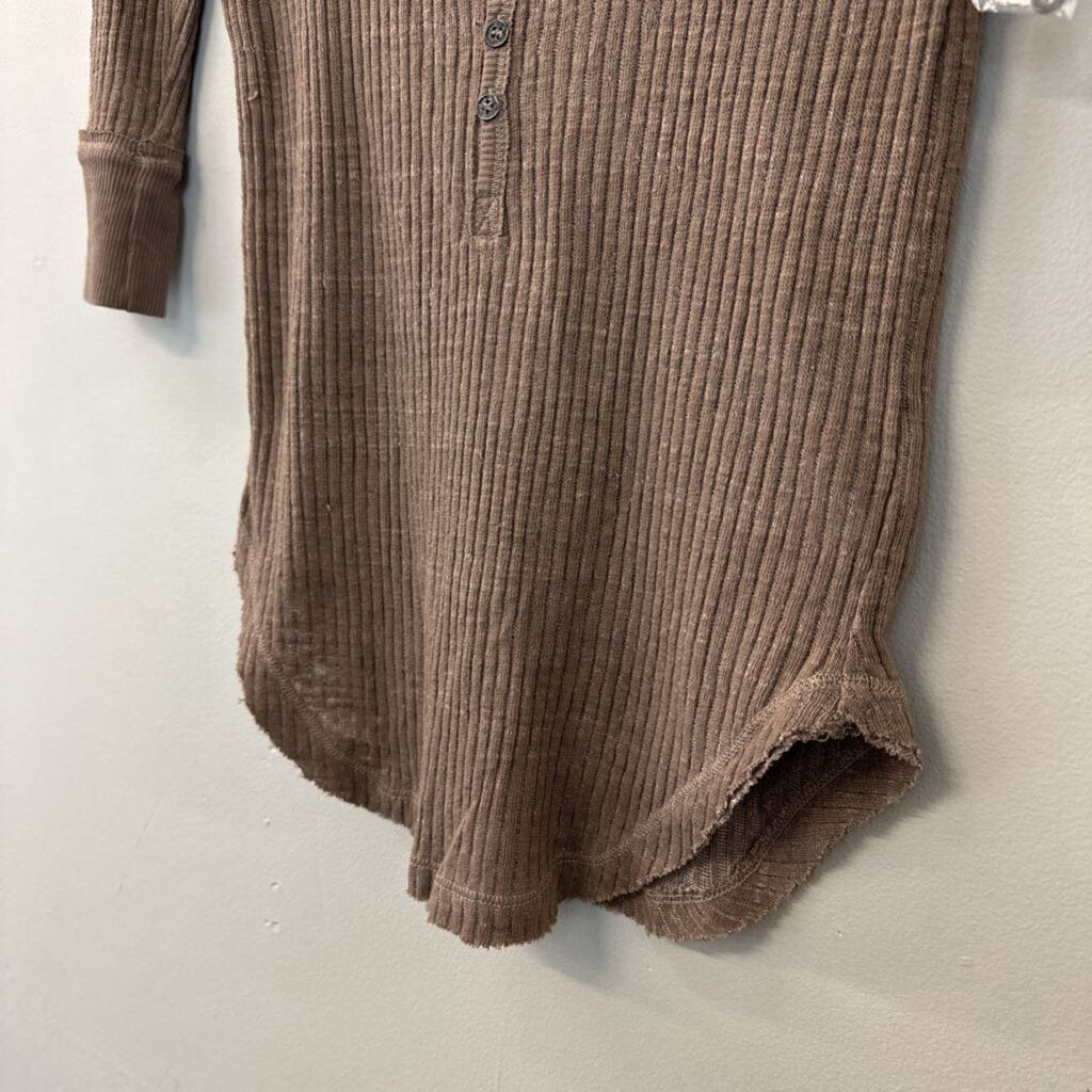 We The Free Brown Ribbed Henley Top Extra Small