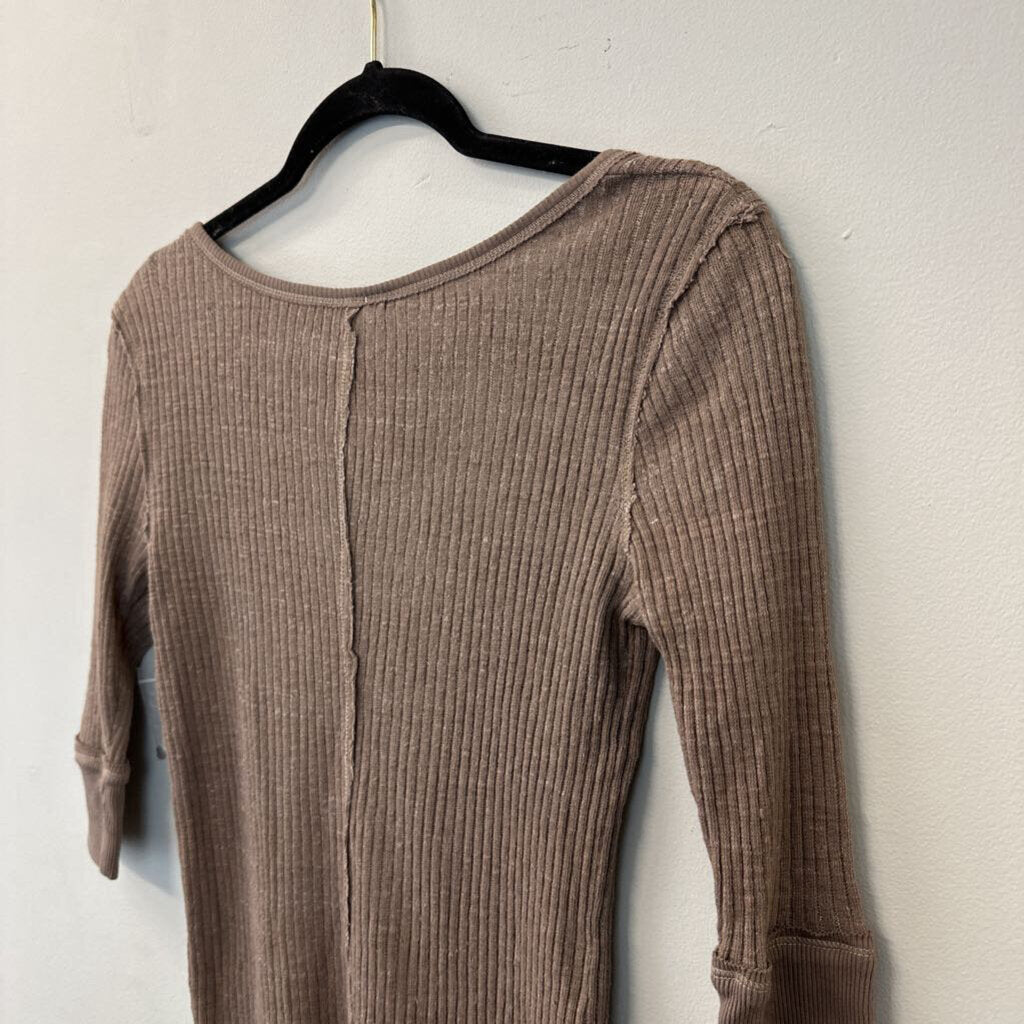 We The Free Brown Ribbed Henley Top Extra Small