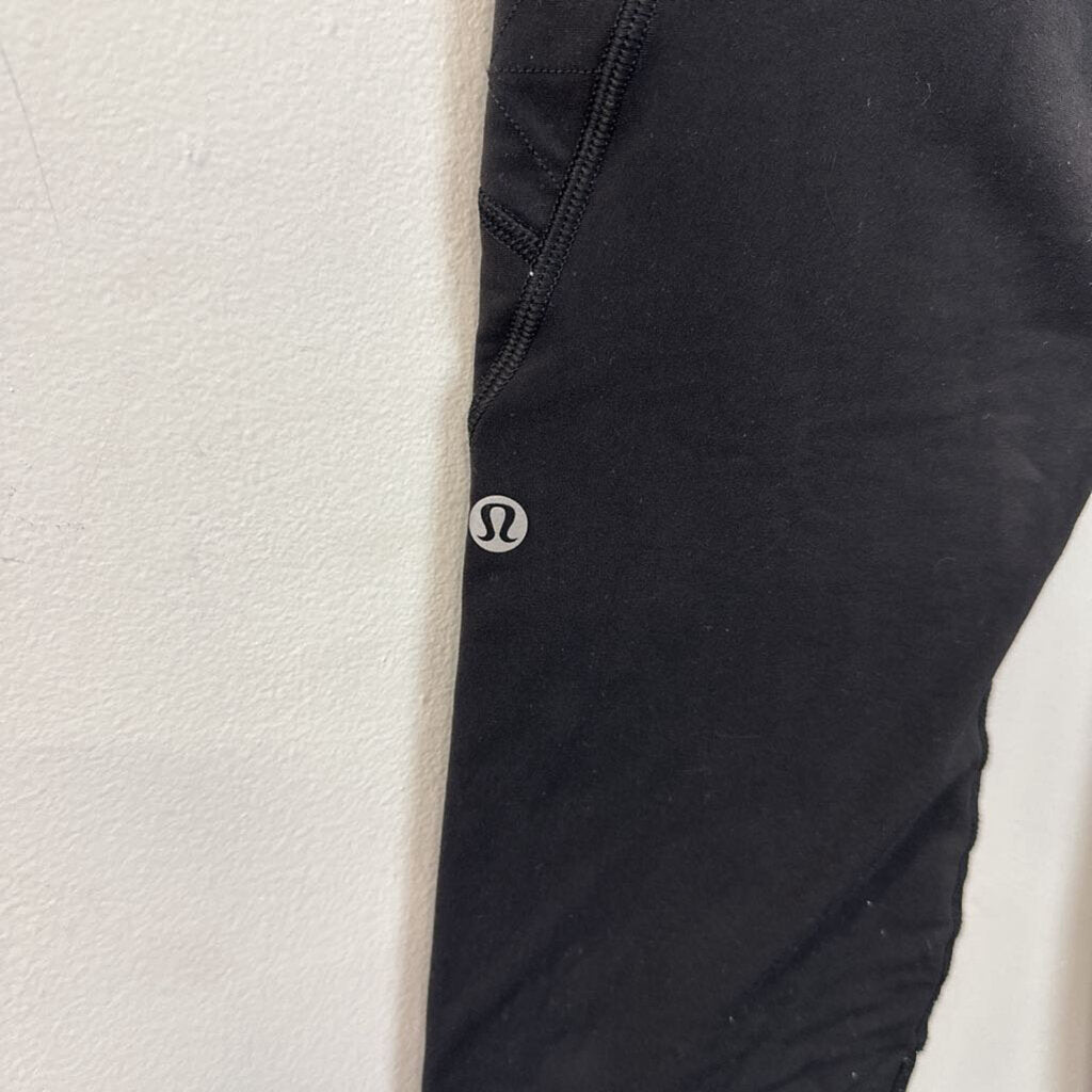 Lululemon Black Zipper Pockets Full Length Leggings Medium