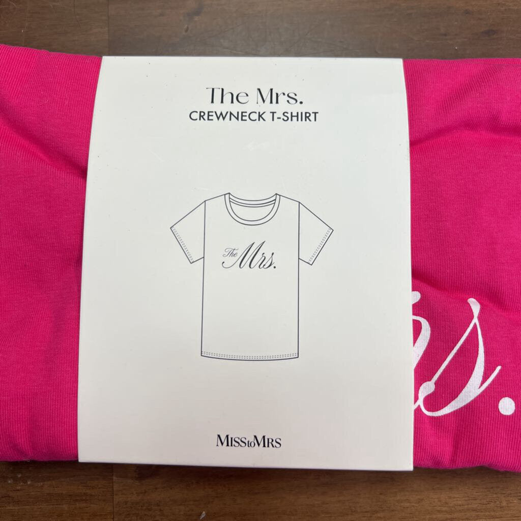 Hot Pink 'The Mrs' Short Sleeve Graphic Tee Extra Large