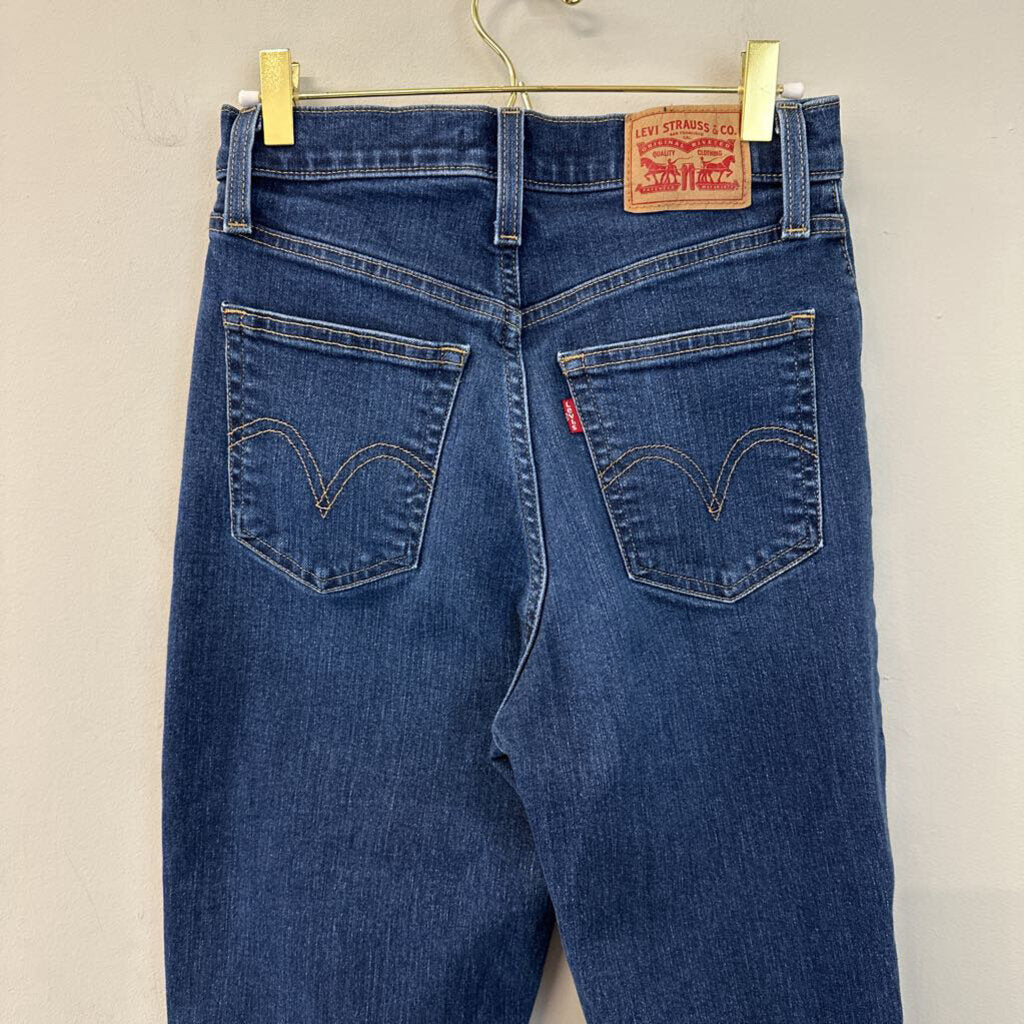 Levi's Dark Wash High Waisted Mom Jeans 27