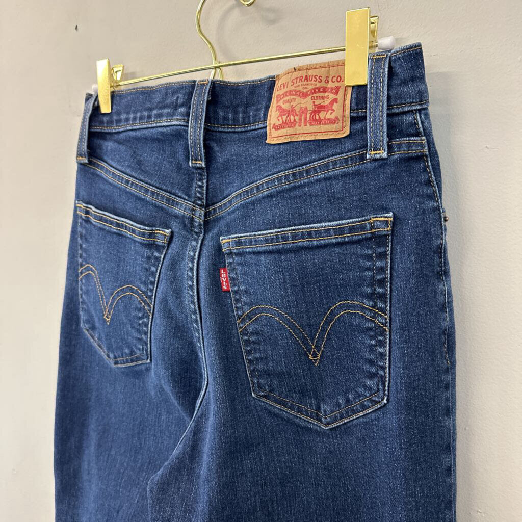 Levi's Dark Wash High Waisted Mom Jeans 27