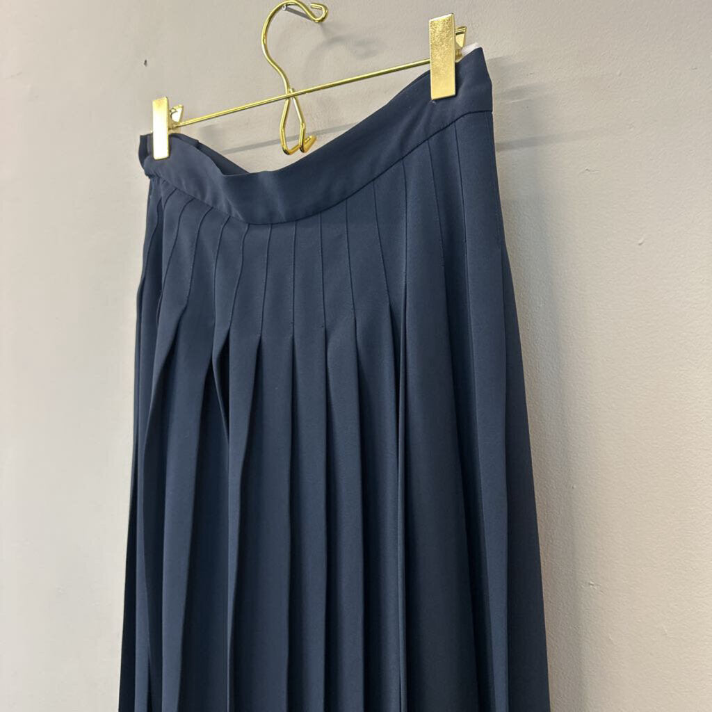 Liz Claiborne Navy Pleated Midi Skirt 8