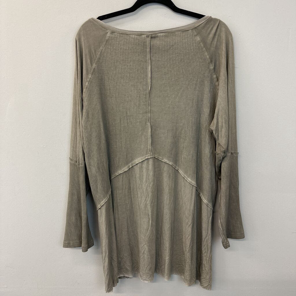 POL Green V Neck Long Sleeve Top 2XL