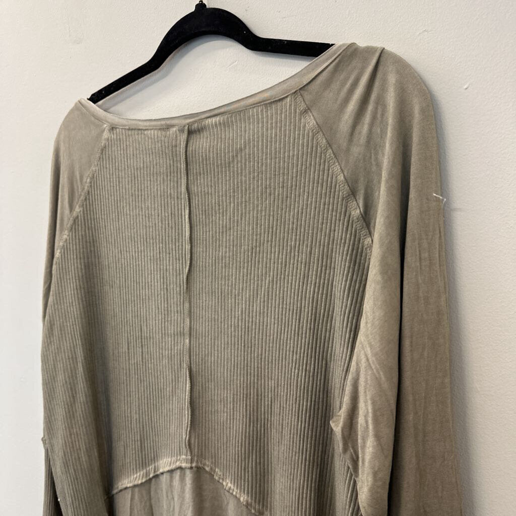 POL Green V Neck Long Sleeve Top 2XL