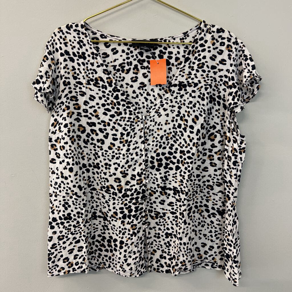 Sanctuary White Leopard Print Short Sleeve Button Front Top 1X