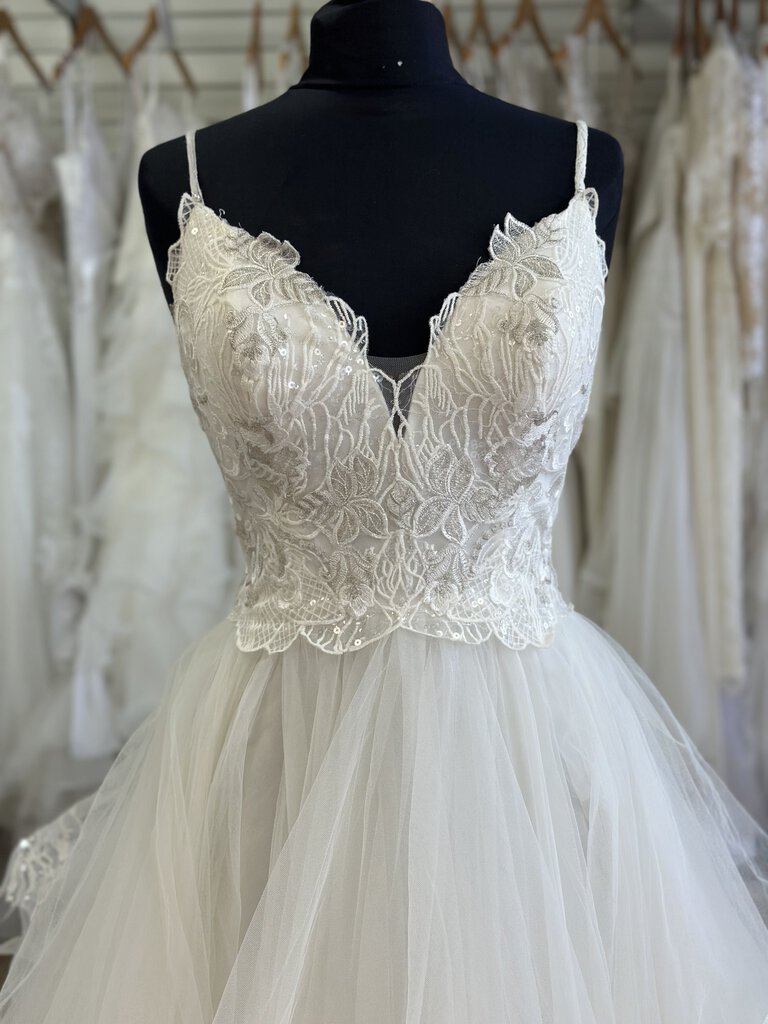 Moonlight Ivory Lace Layered Tulle Ballgown 12