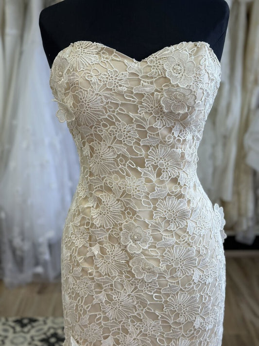 Champagne/Ivory Lace with 3-D Appliques Fitted Gown 12