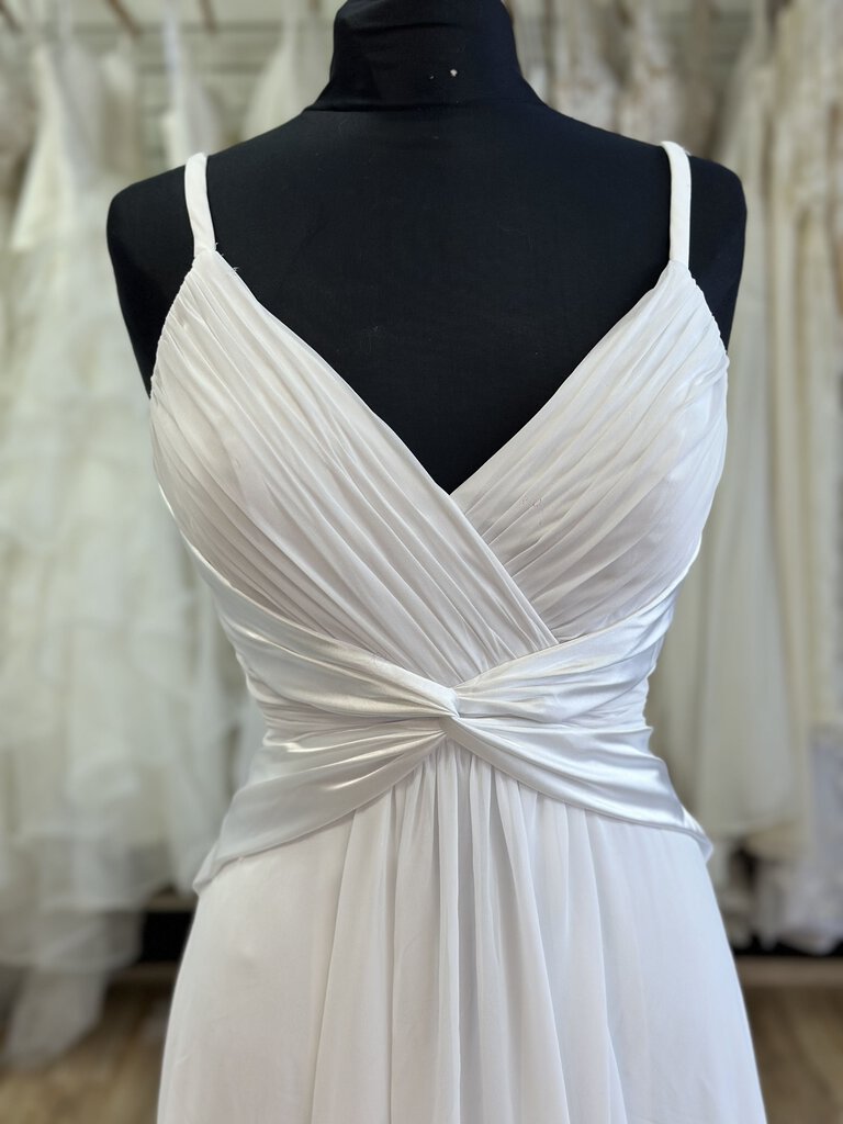 White Chiffon Ruched Gown with Spaghetti Straps 8