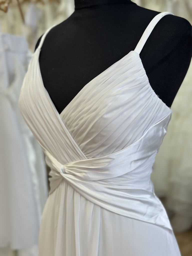 White Chiffon Ruched Gown with Spaghetti Straps 8