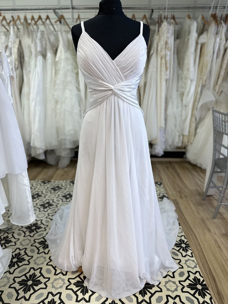 White Chiffon Ruched Gown with Spaghetti Straps 8