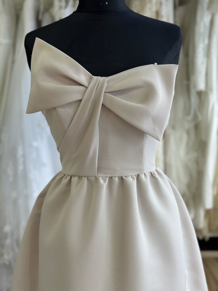 Amsale "Abby" Beige Gown with Bow Detail 8