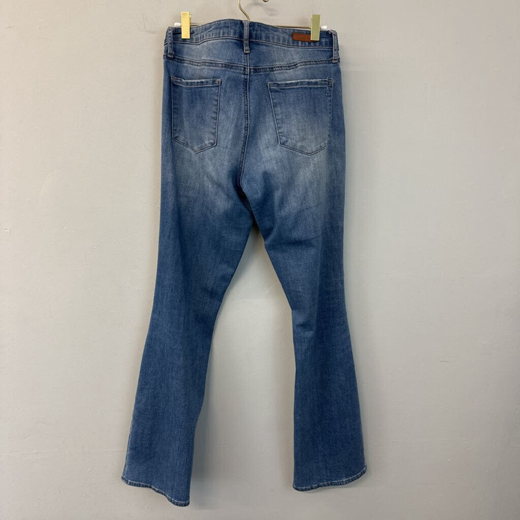 Articles of Society Medium Wash Boot Cut Jeans 30