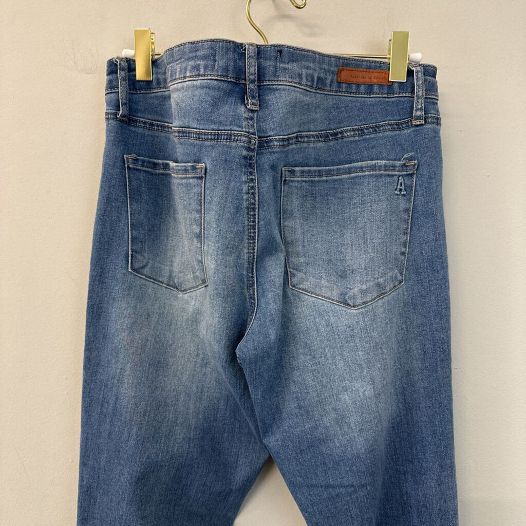 Articles of Society Medium Wash Boot Cut Jeans 29