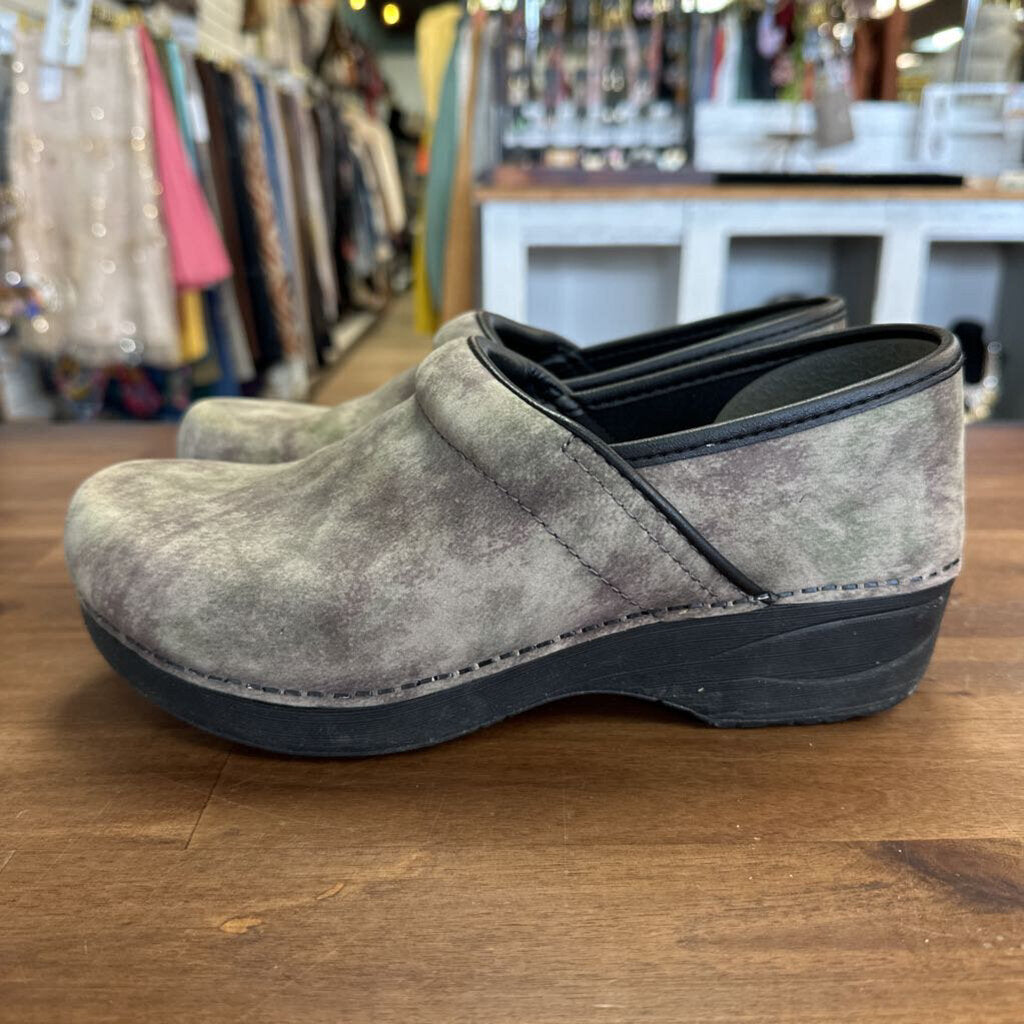 Dansko XP 2.0 Weathered Grey Professional Clogs 39