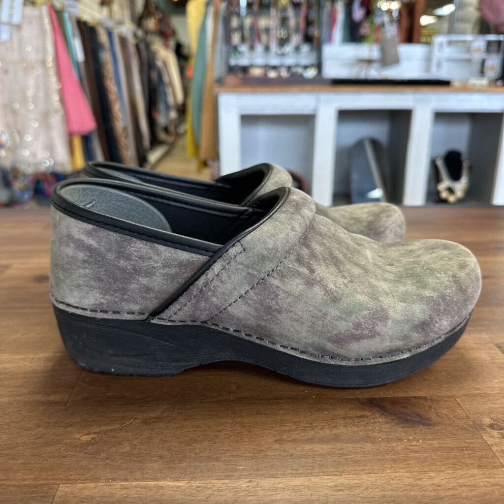 Dansko XP 2.0 Weathered Grey Professional Clogs 39