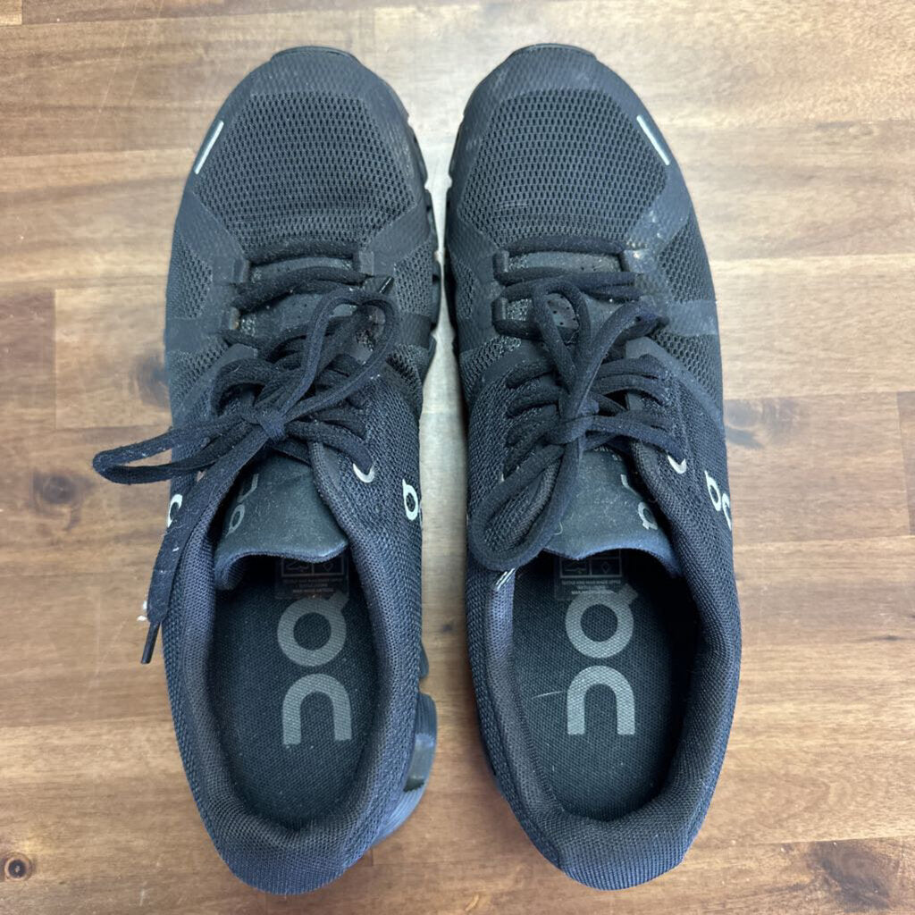 On Cloud Black Running Sneakers 9.5