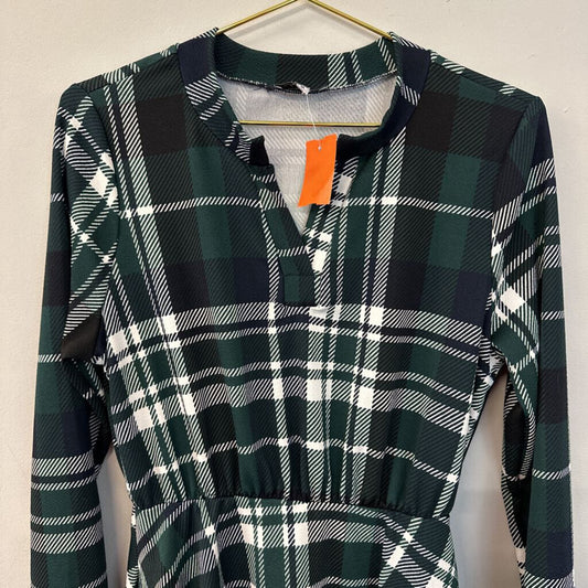 White Birch Green/ White Plaid Long Sleeve Skort Dress Medium