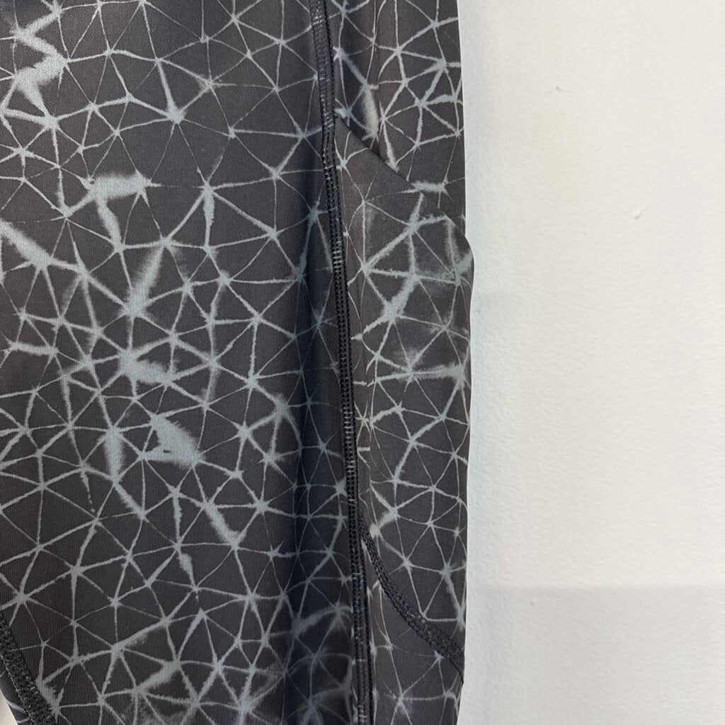 Lululemon Black/ Grey Print Full Length Leggings 6