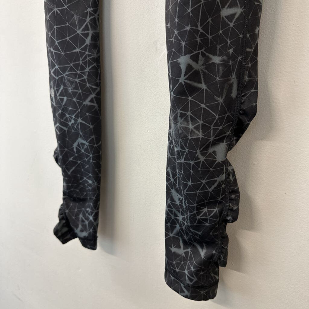 Lululemon Black/ Grey Print Full Length Leggings 6