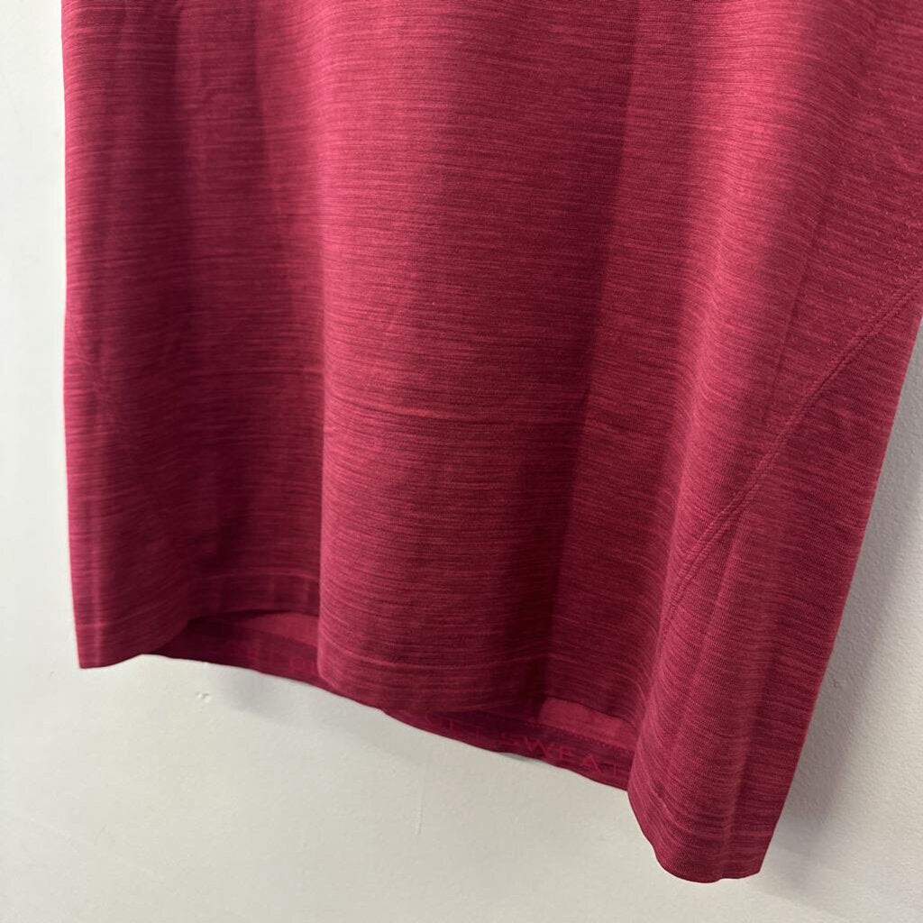 Lululemon Mens Burgundy Red Short Sleeve Athletic Tee Small