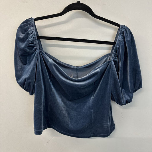 Blue Velvet Short Puff Sleeve Crop Top Large