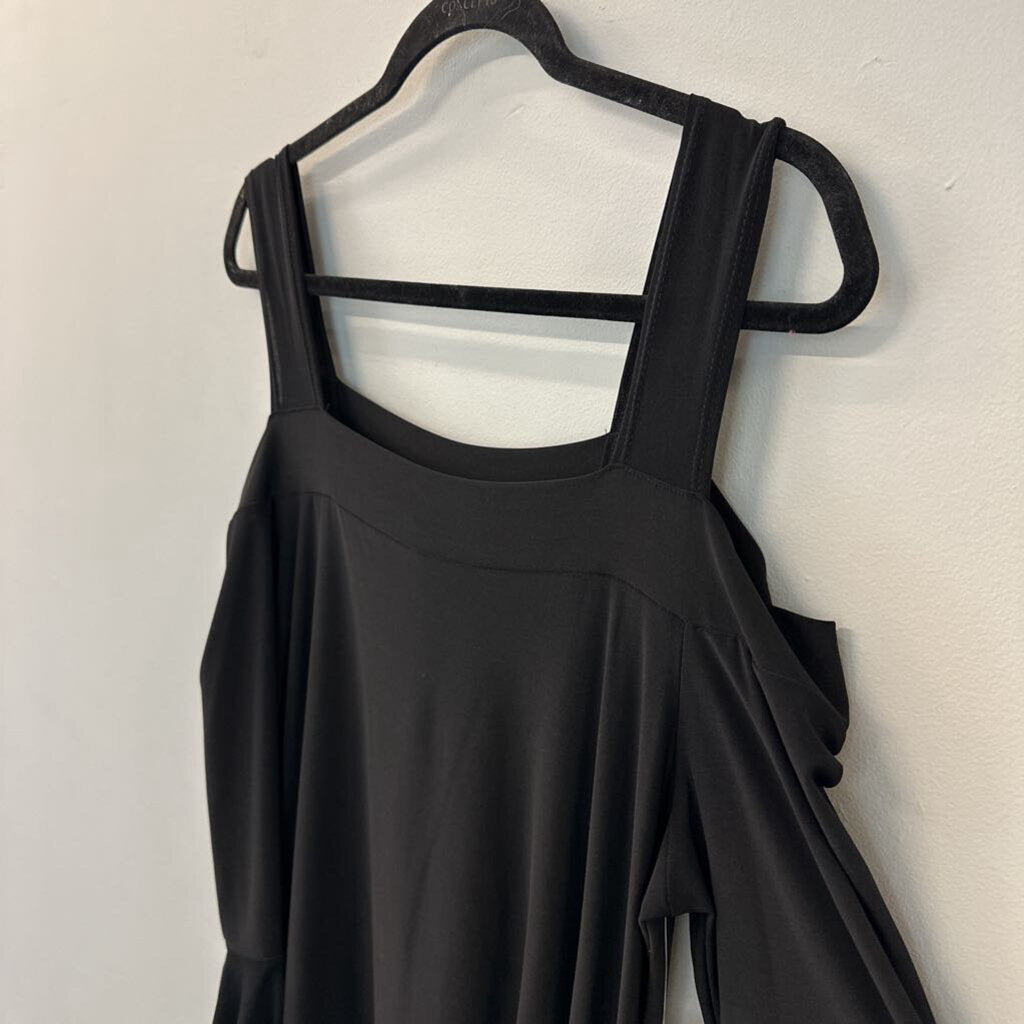 Channa Black Cold Shoulder A Symmetrical Hem Top Medium