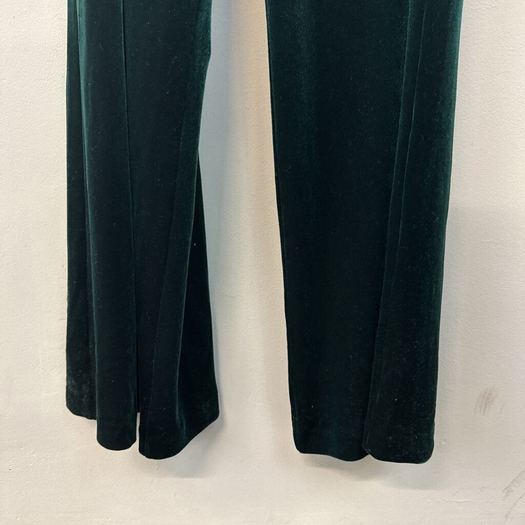 Vince Camuto Green Velvet Sleeveless Jumpsuit 14