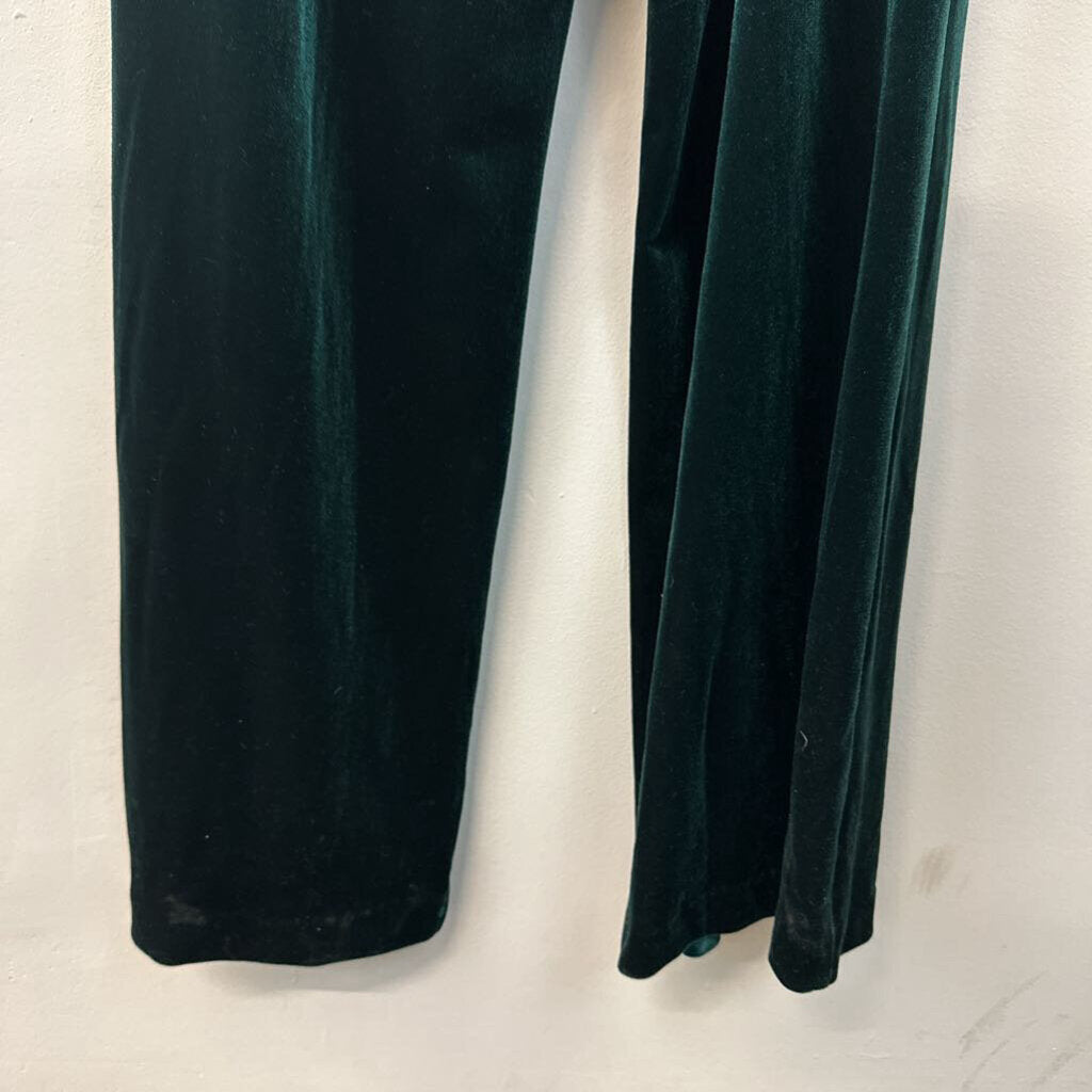 Vince Camuto Green Velvet Sleeveless Jumpsuit 14