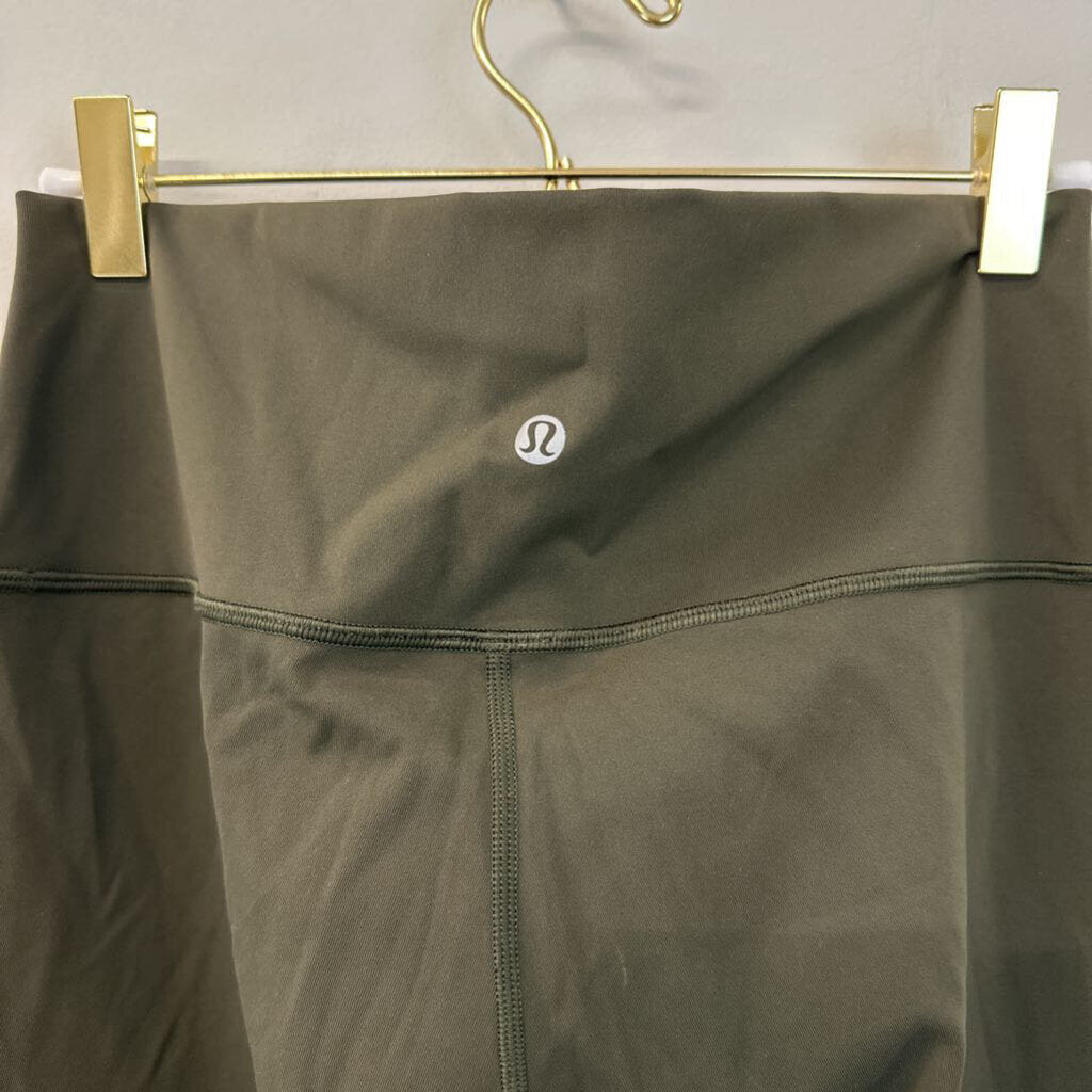 Lululemon Green Cropped Leggings 10