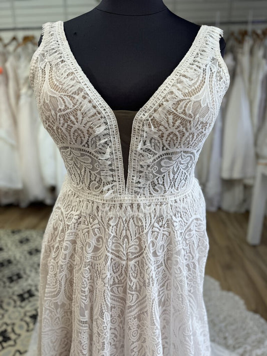 Wilderly Allison Boho Wedding Dress 20