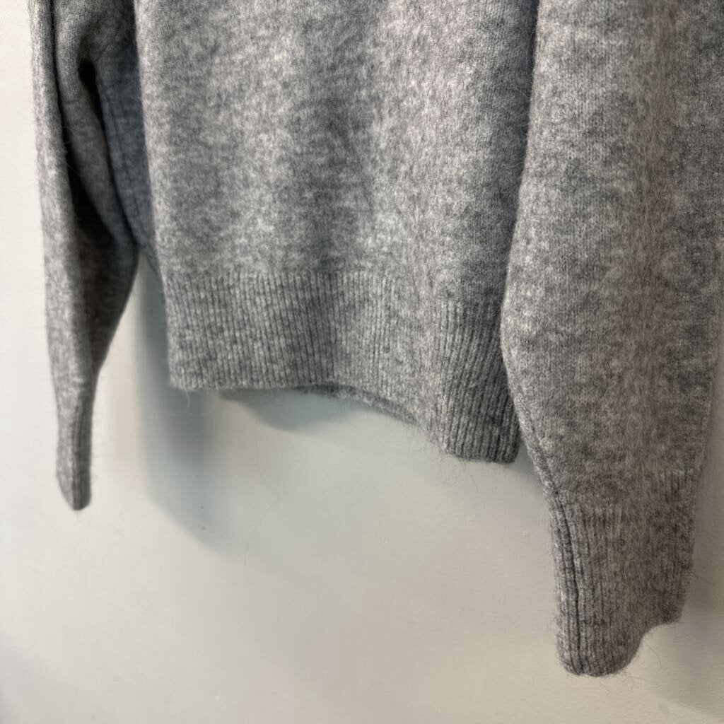 Paris Atelier Grey Embellished Shoulder Sweater Small