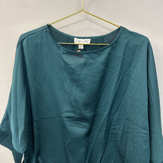 She and Sky Silky Green Slouchy Top Medium