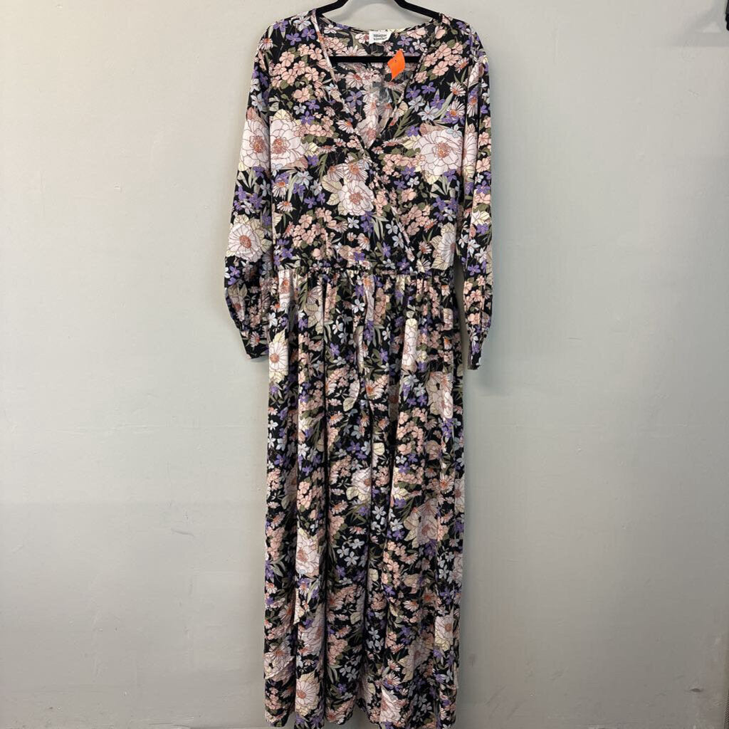 Unique Vintage Black/ Multi Long Sleeve Maxi Dress 5X