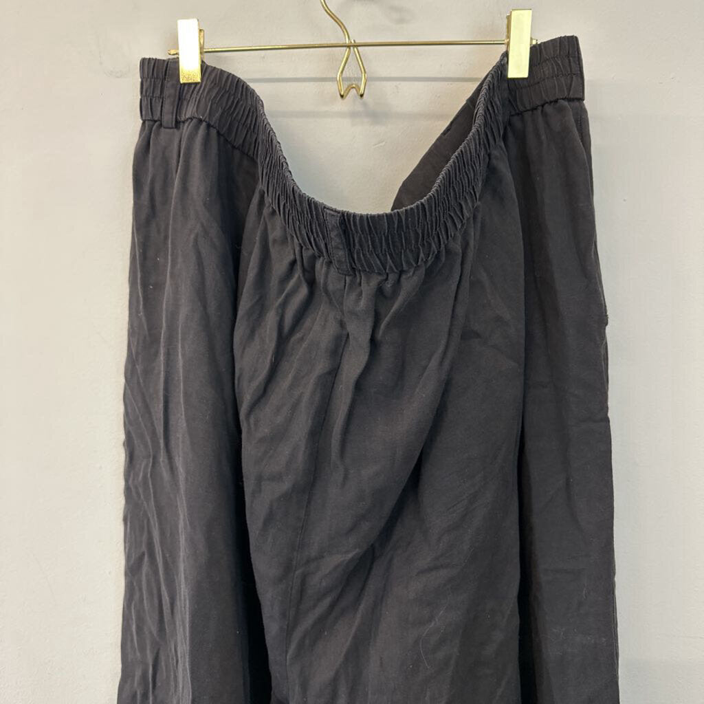 Torrid Black Wide Leg Pants 28R Plus