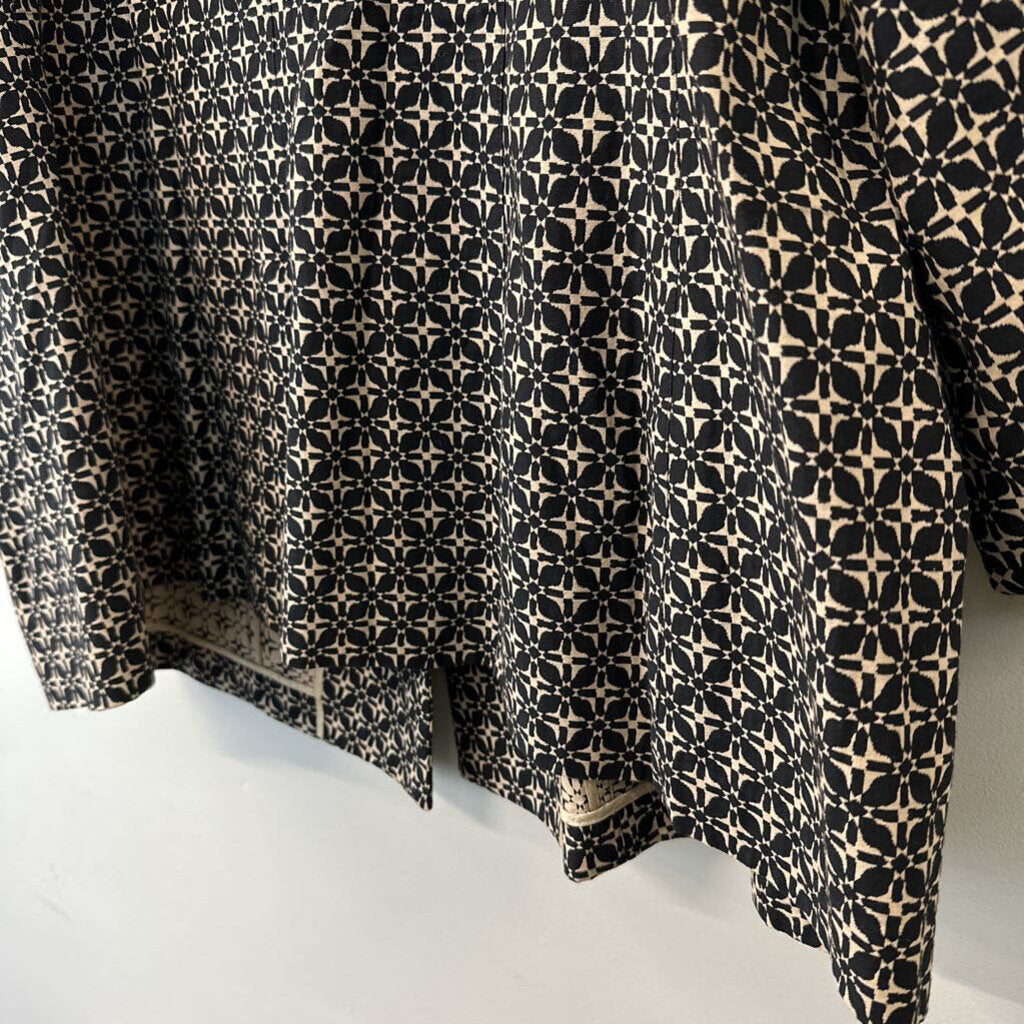 Black/ Cream Print Lightweight Jacket 4X Plus