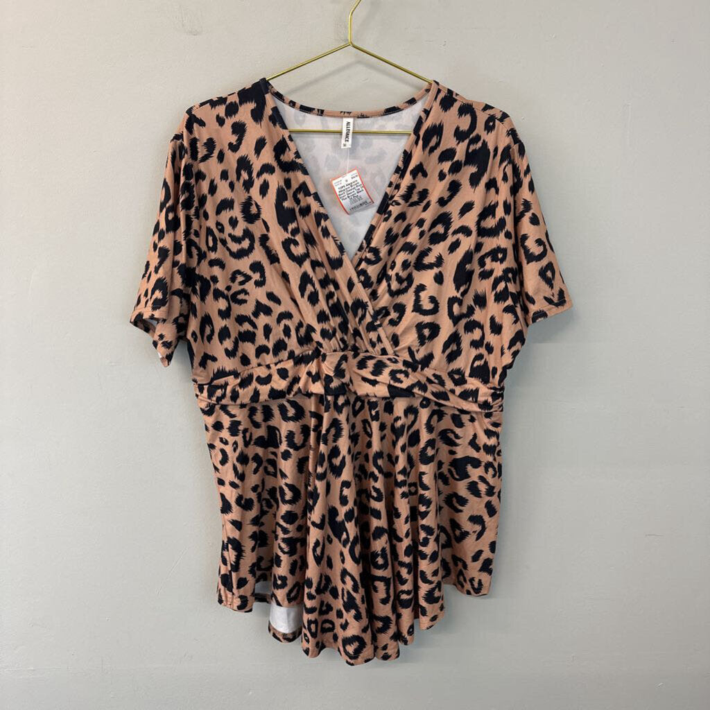 Allegrace Brown/ Black Cheetah Print Short Sleeve Top 3X Plus