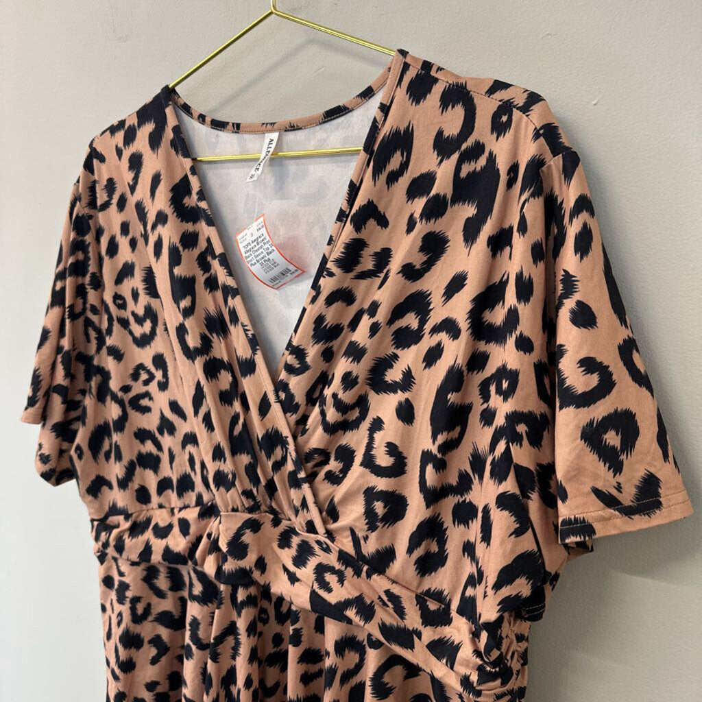 Allegrace Brown/ Black Cheetah Print Short Sleeve Top 3X Plus