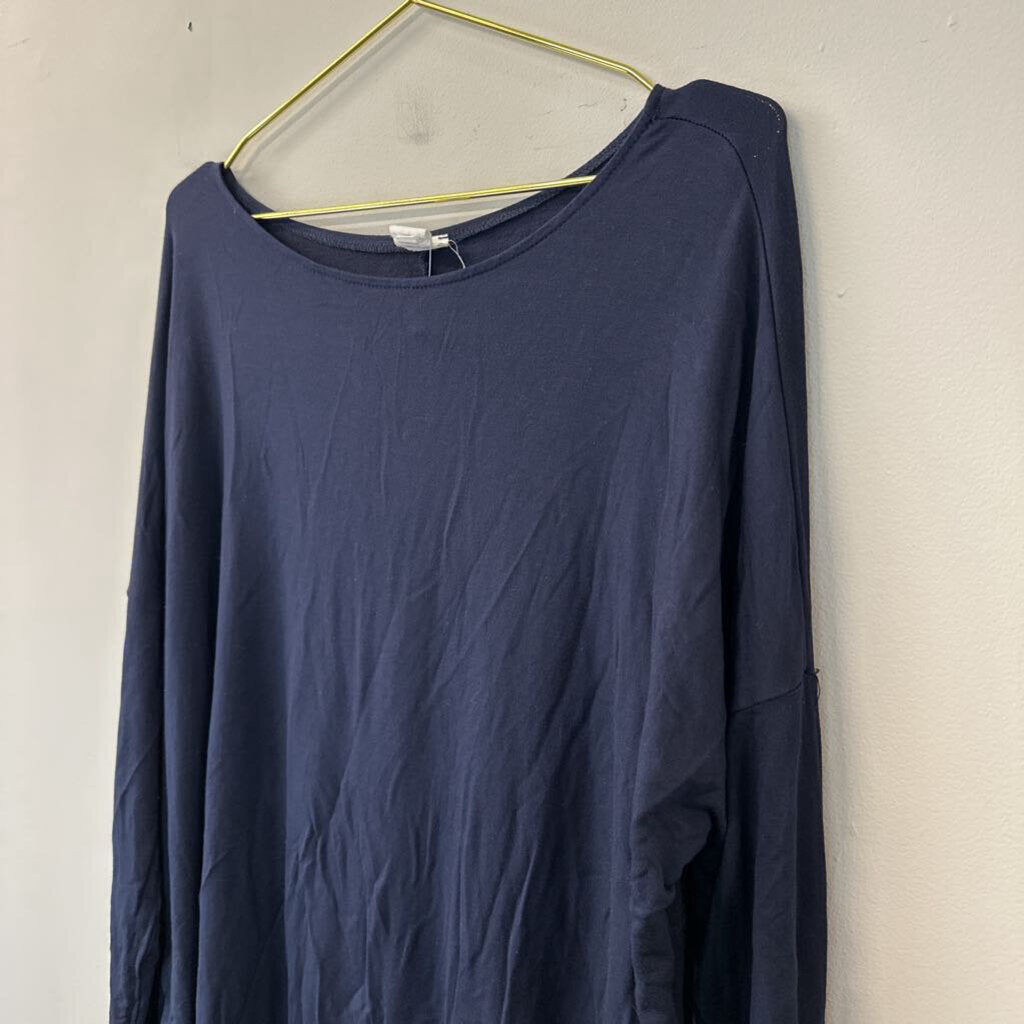 Flawless Navy Long Sleeve Slouchy Top Medium