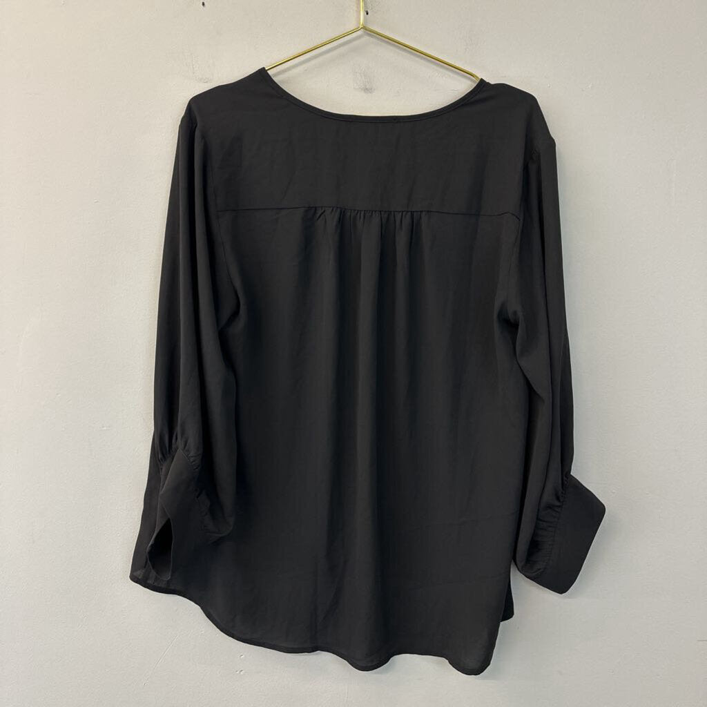 Vici Black Flowy Long Sleeve Top Large