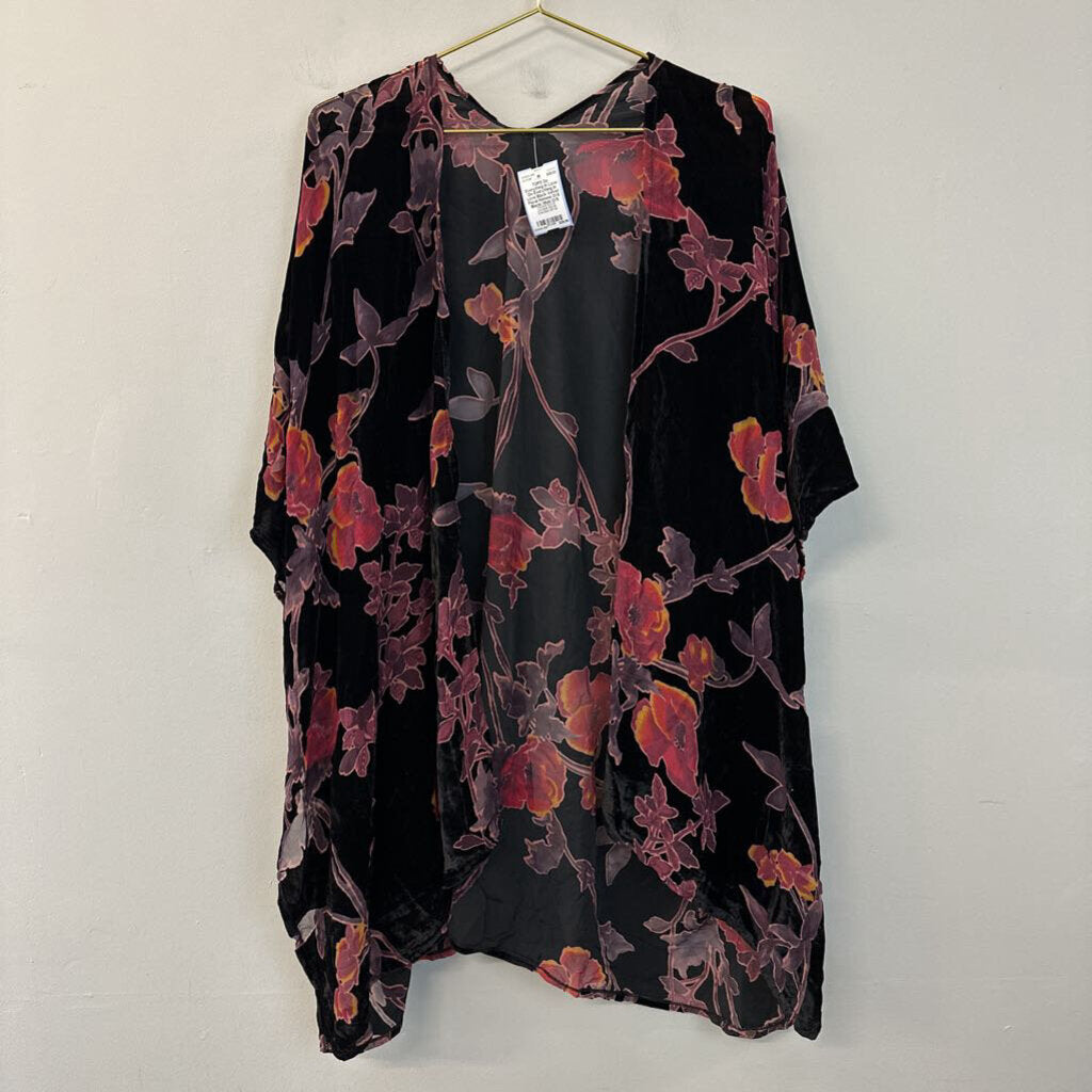 Do Everything In Love Black Velvet Floral Kimono O/S