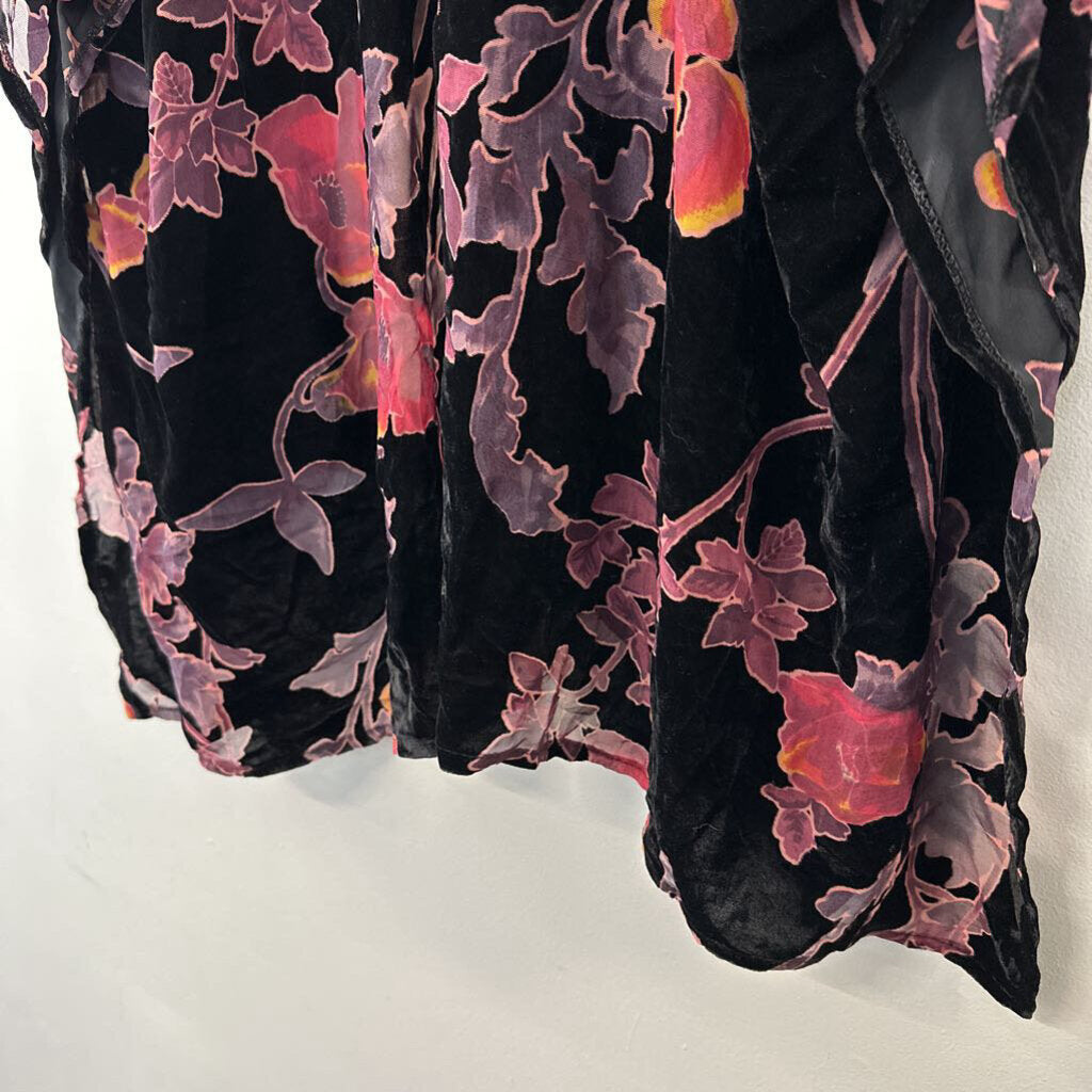 Do Everything In Love Black Velvet Floral Kimono O/S