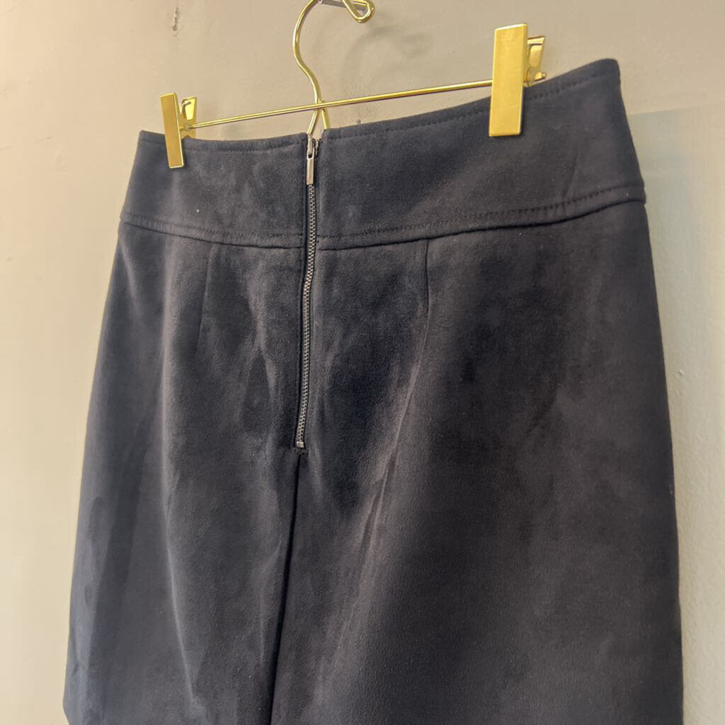 Loft Black Suede Mini Skirt 4P