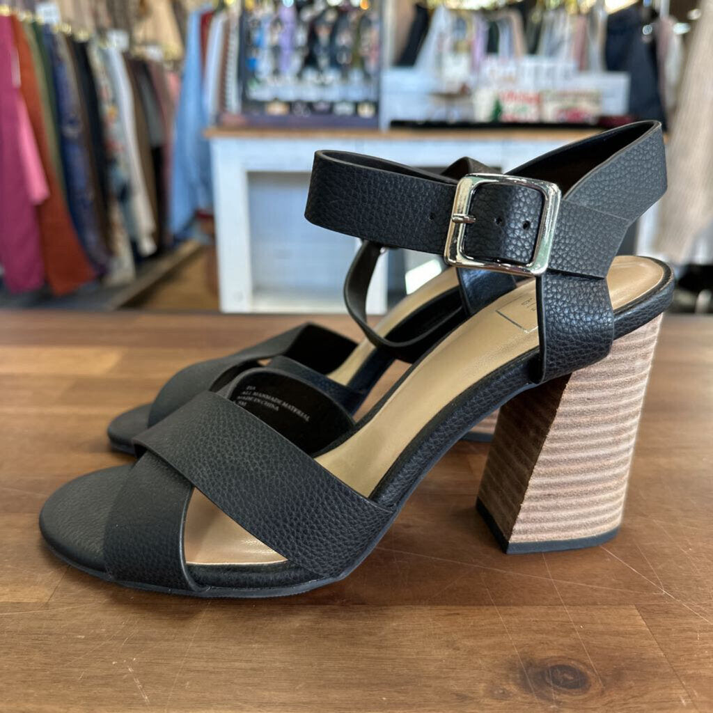 Kaari Blue Black Pebbled Leather Strappy Sandal Block Heels 8.5