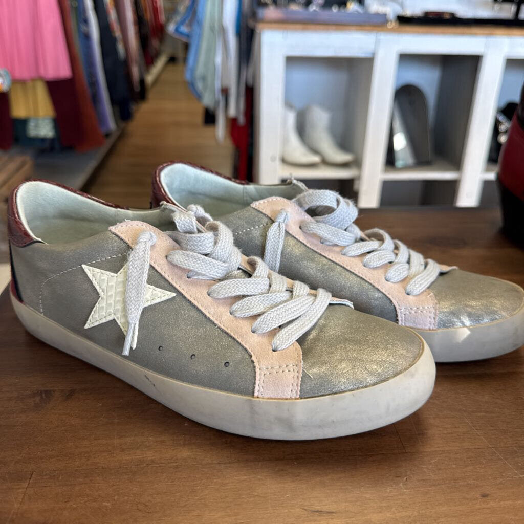 Shu Shop Silver/ Pink/ Burgundy Star Detail Sneakers 8.5