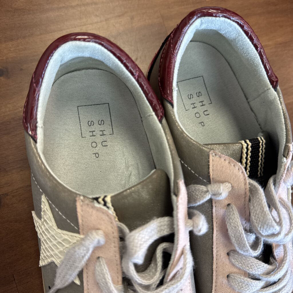 Shu Shop Silver/ Pink/ Burgundy Star Detail Sneakers 8.5