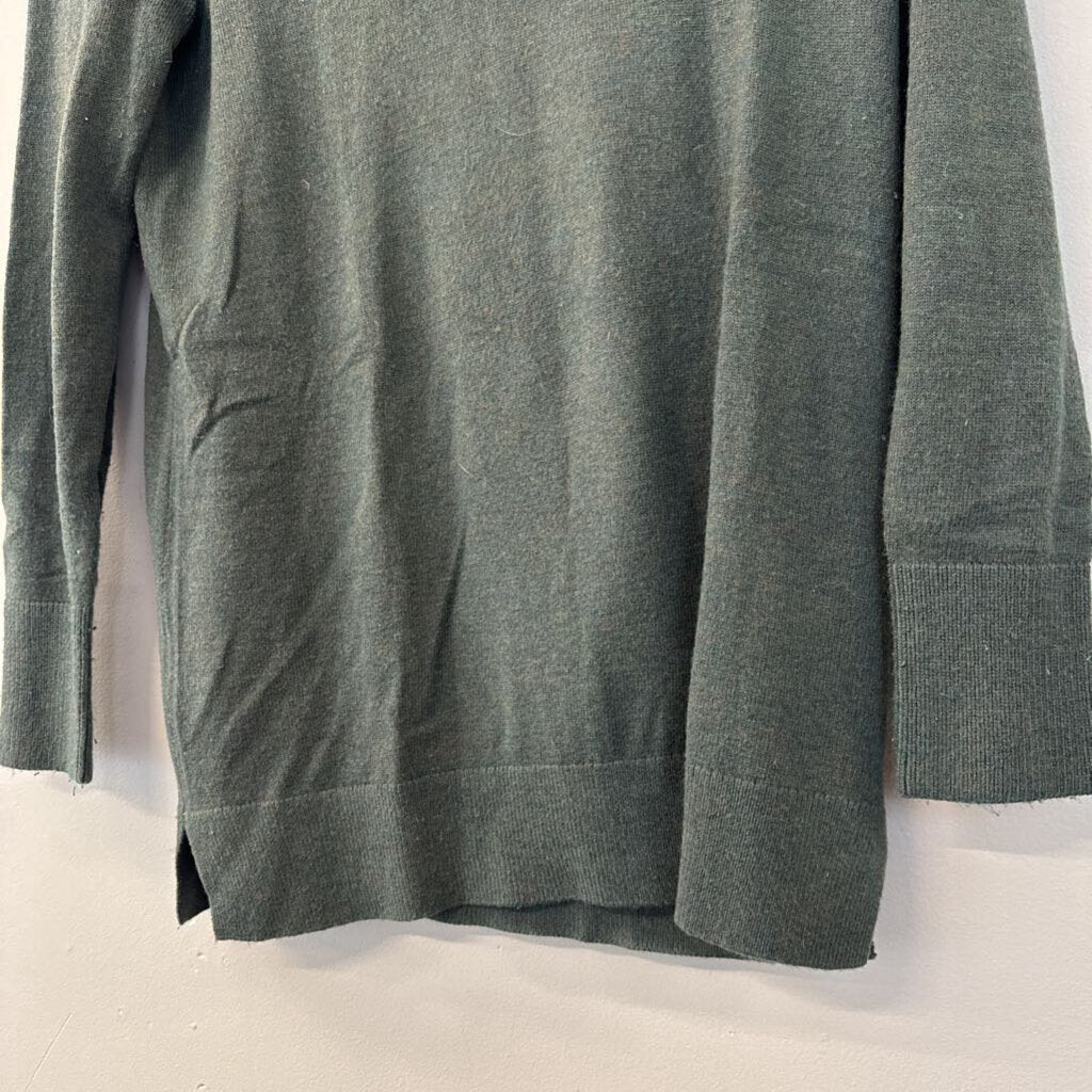 Loft Green Long Sleeve Turtleneck Top XSP