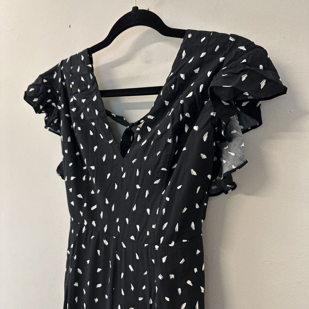 Lulus Black/ White Print Open Back Ruffle Short Sleeve Jumpsuit Small