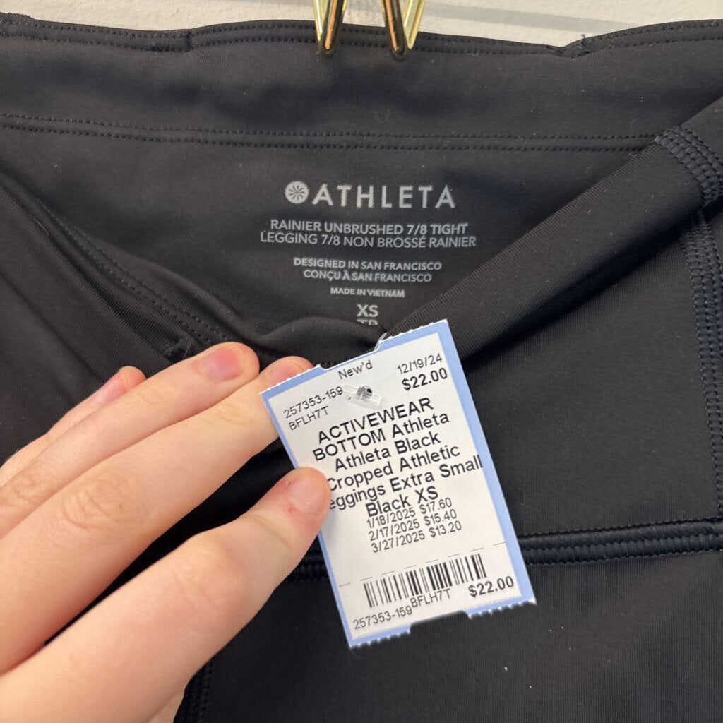 Athleta Black Cropped Athletic Leggings Extra Small